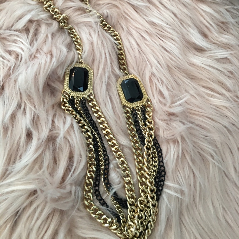 Gold chain gemstone necklace